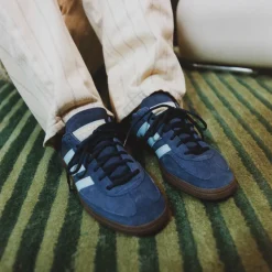 adidas Handball Spezial Athletic Shoe - Collegiate Navy / Clear Sky / Gum