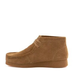 Mens Clarks Wallabee EVO Chukka Boot - Dark Sand