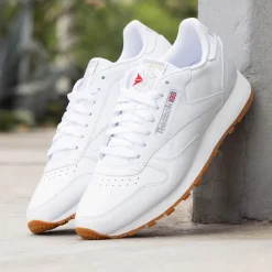 Mens Reebok Classic Leather Athletic Shoe - White / Gum