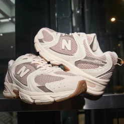 New Balance 530 Athletic Shoe - Bisque / Earth Shadow