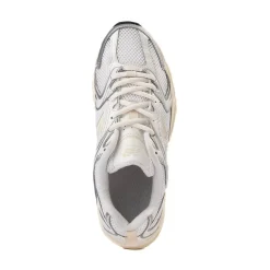 New Balance 530 Athletic Shoe - Silver Metallic / Linen