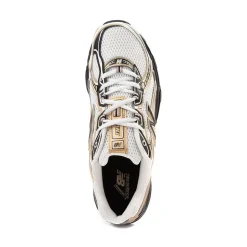 New Balance 740 Athletic Shoe - White / Gold / Black