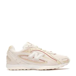 New Balance 204L Athletic Shoe - Sea Salt / Bone