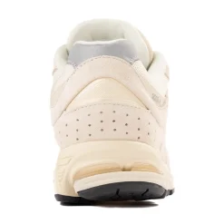 New Balance 2002R Athletic Shoe - Calm Taupe / Angora / Silver