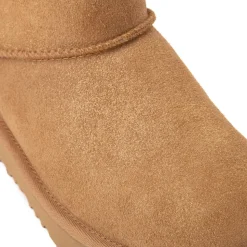 UGG® Classic Ultra Mini Dazzle Boot - Little Kid / Big Kid - Chestnut