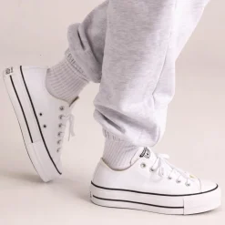 Womens Converse Chuck Taylor All Star Lift Low-Top Sneaker - White