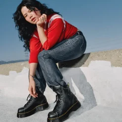 Womens Dr. Martens Buzz 8-Eye Boot - Black