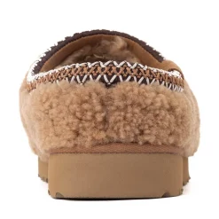 Womens UGG® Tasman Maxi Curly Slipper - Chestnut